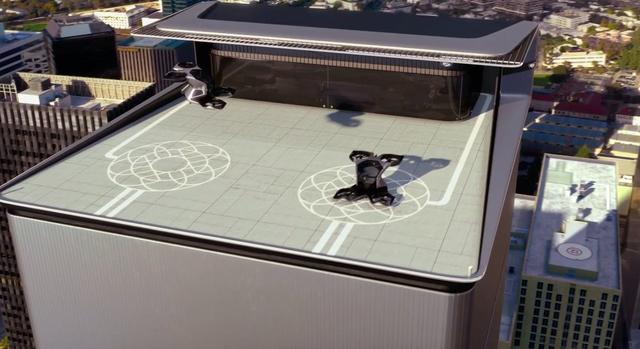 未来飞行汽车:凯迪拉克也展出概念载人无人机(图2) 未来飞行汽车:凯迪拉克也展出概念载人无人机(图2)